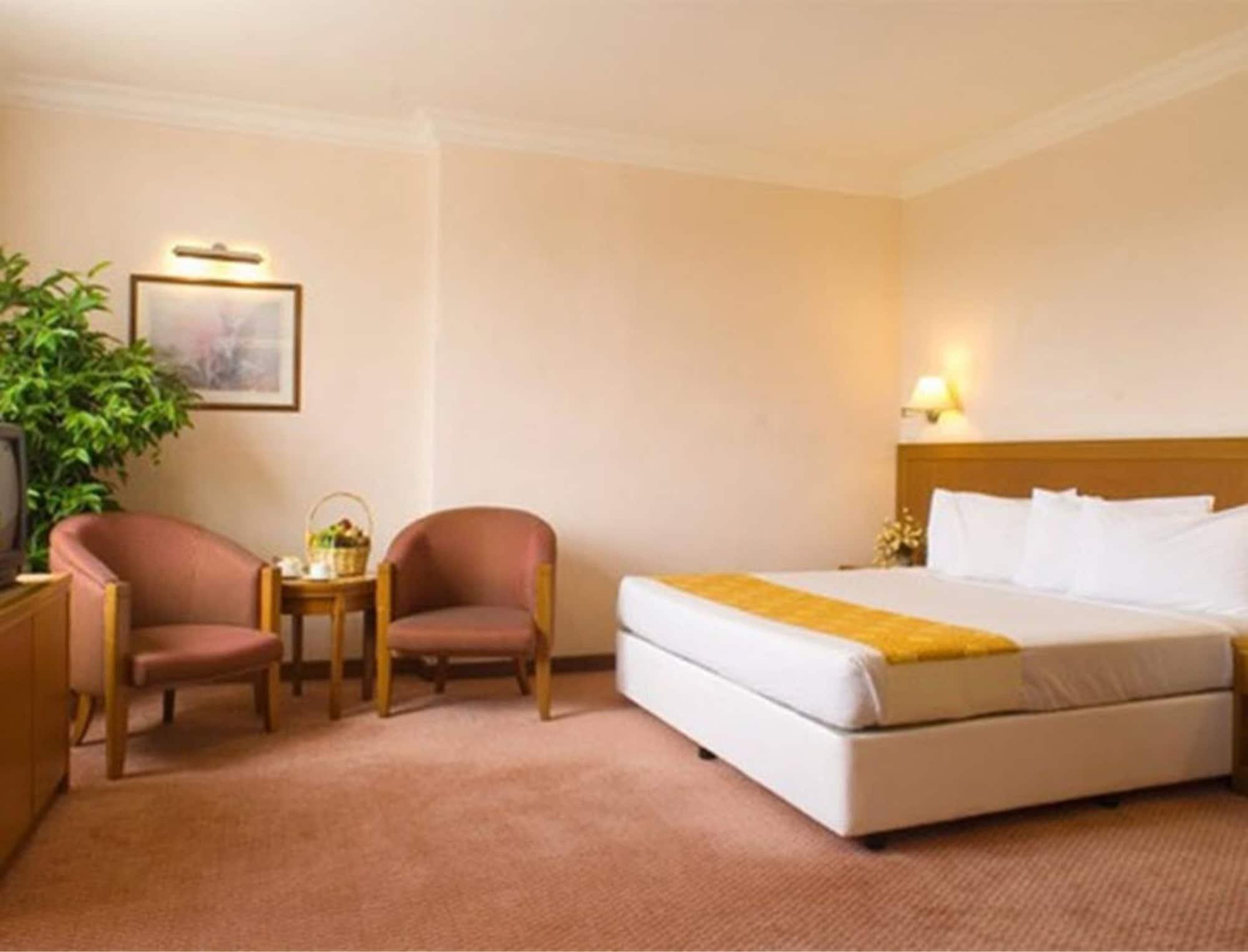 Empress Hotel Sepang Zewnętrze zdjęcie